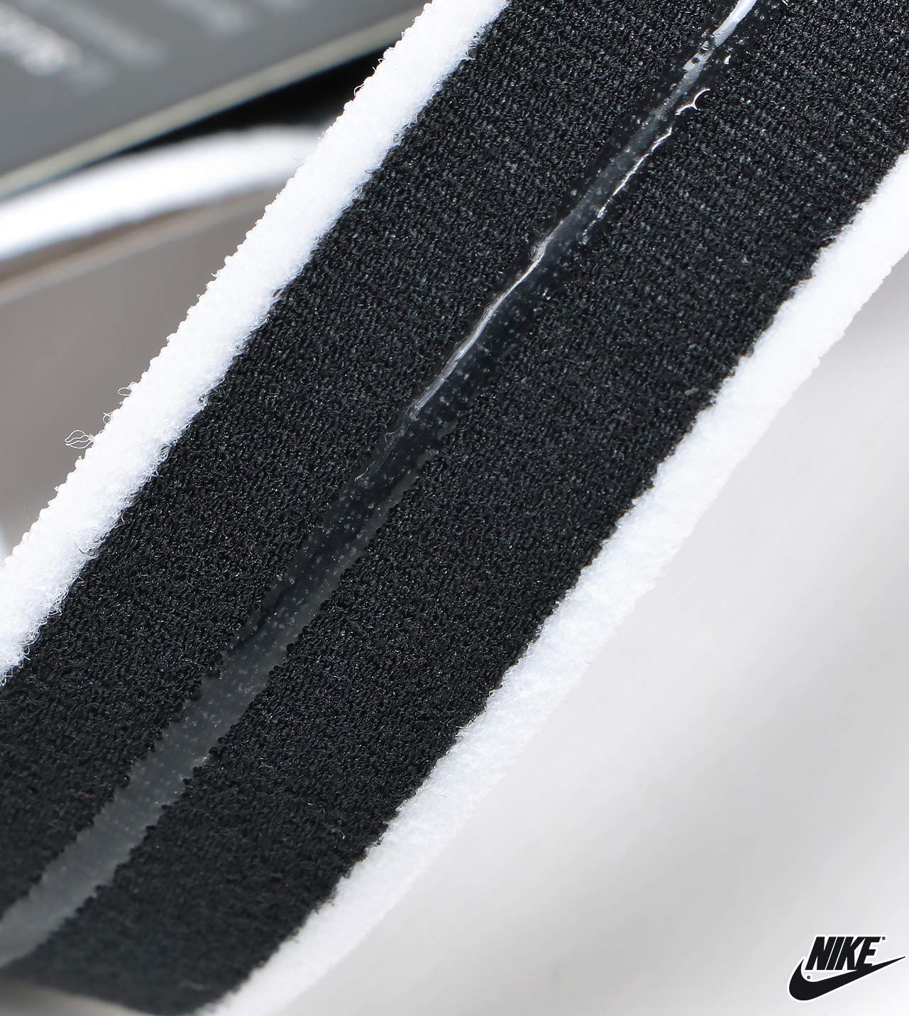 Amazon.co.jp: ナイキ(NIKE) ヘッドバンド ブラック×ホワイト 幅:約6